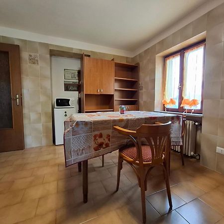 Mamma Mia Bed And Breakfast Uggiate-Trevano Room photo